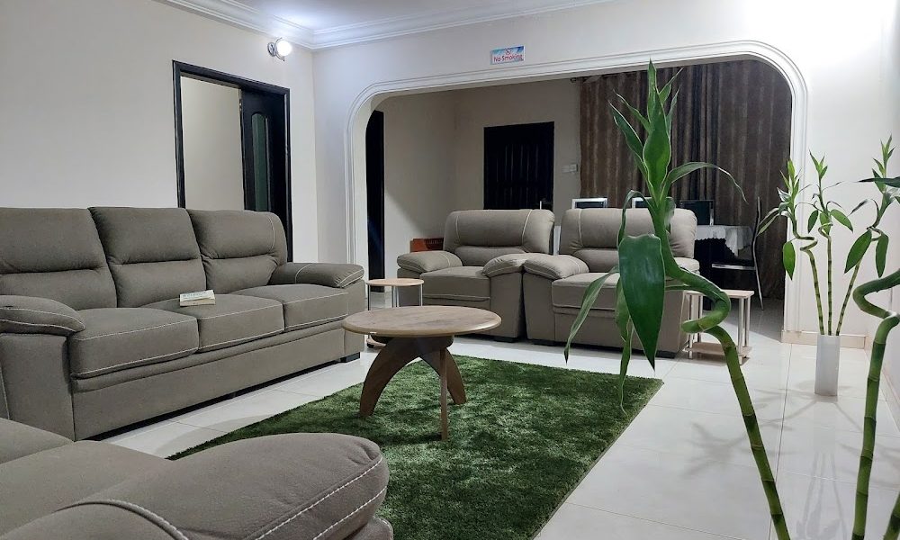 Cos A Guest House