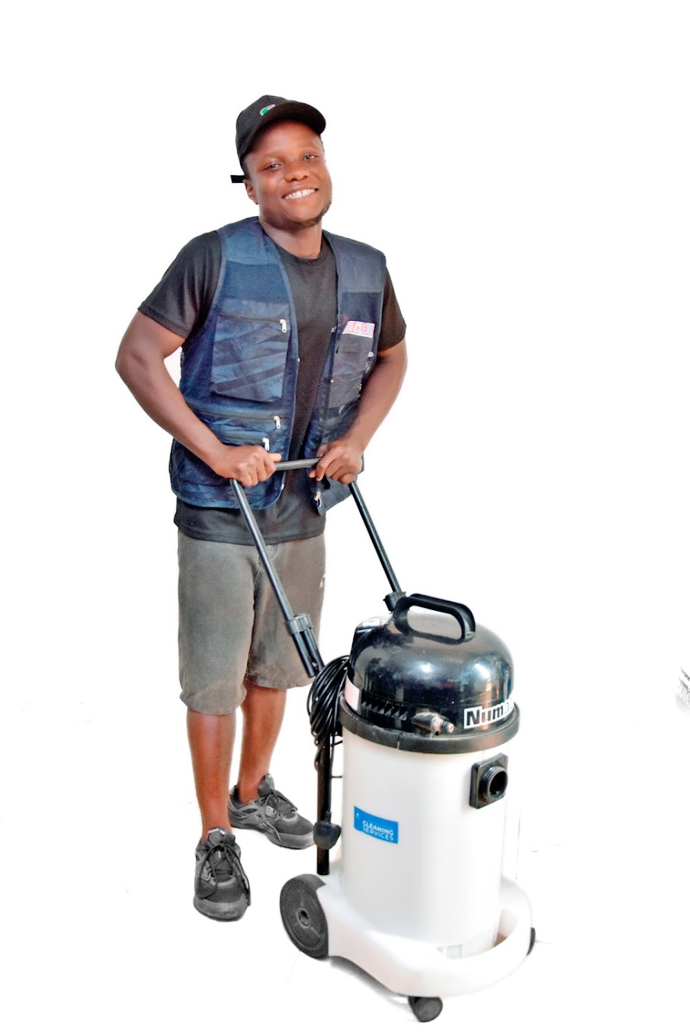 POSH CLEAN GHANA – Quality deep cleaning, affordable Post construction cleaners company in Accra, Ghana with machines