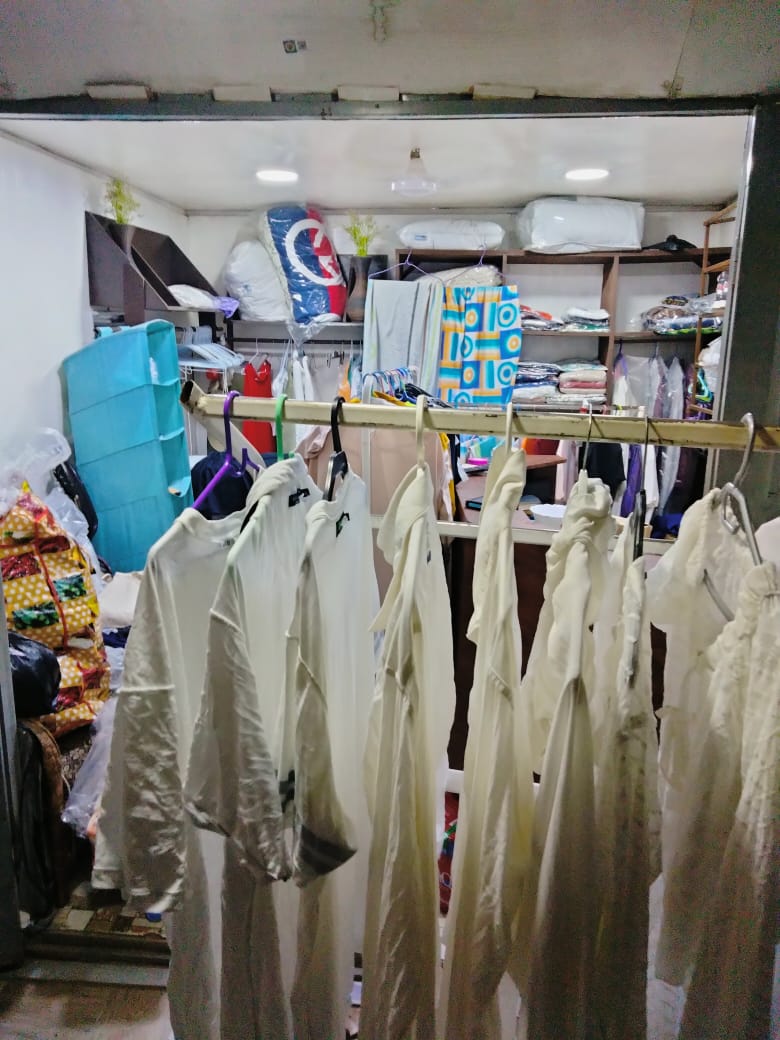 Regy’s laundry and dry cleaning services