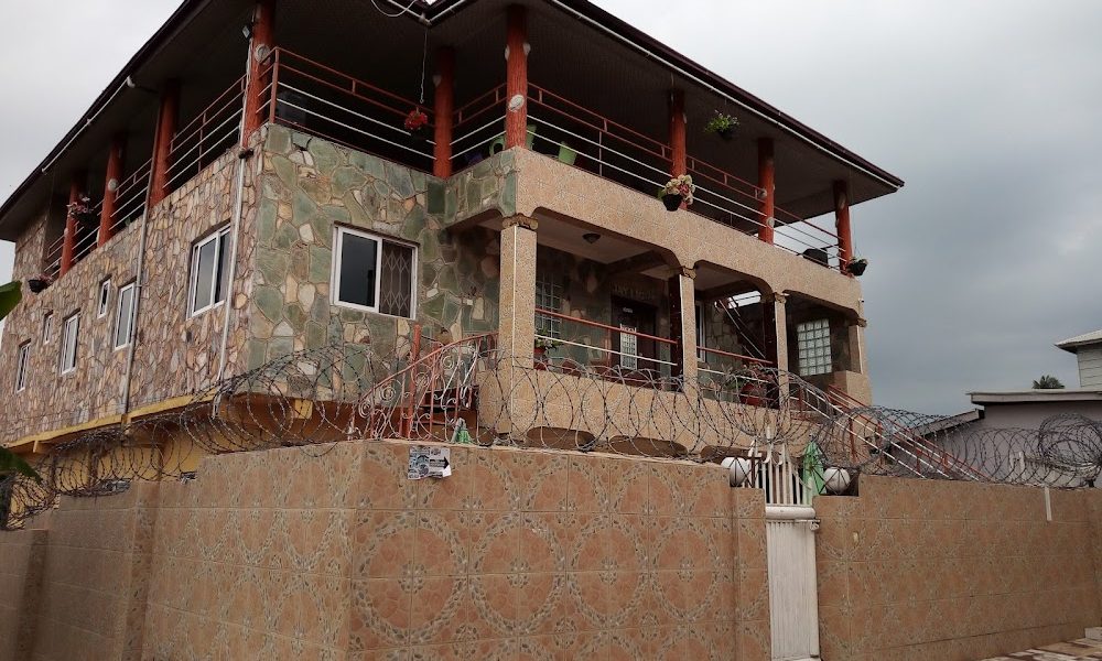 Sakdana Guest House