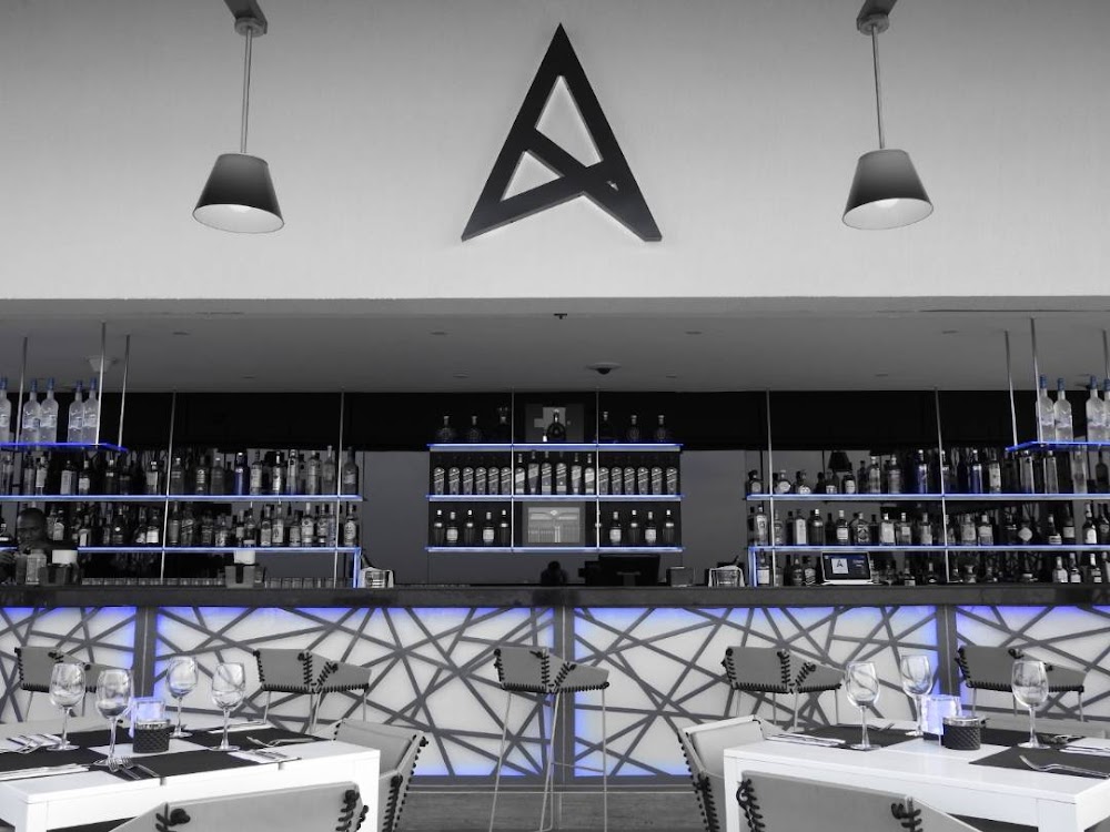 Sky Bar 25 Restaurant and Bar