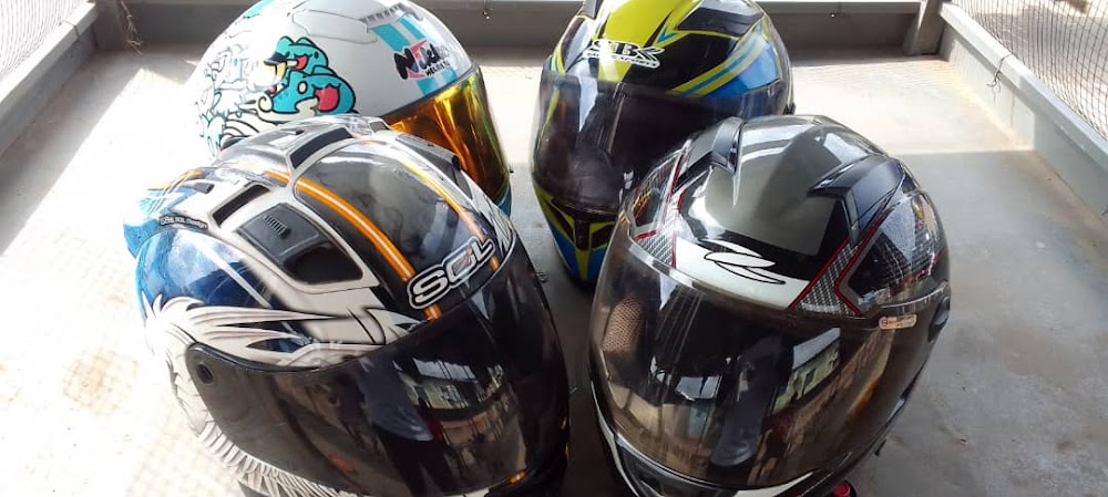 Sumaila Abdullah Dealer in motor spare parts,tyres and helmet.